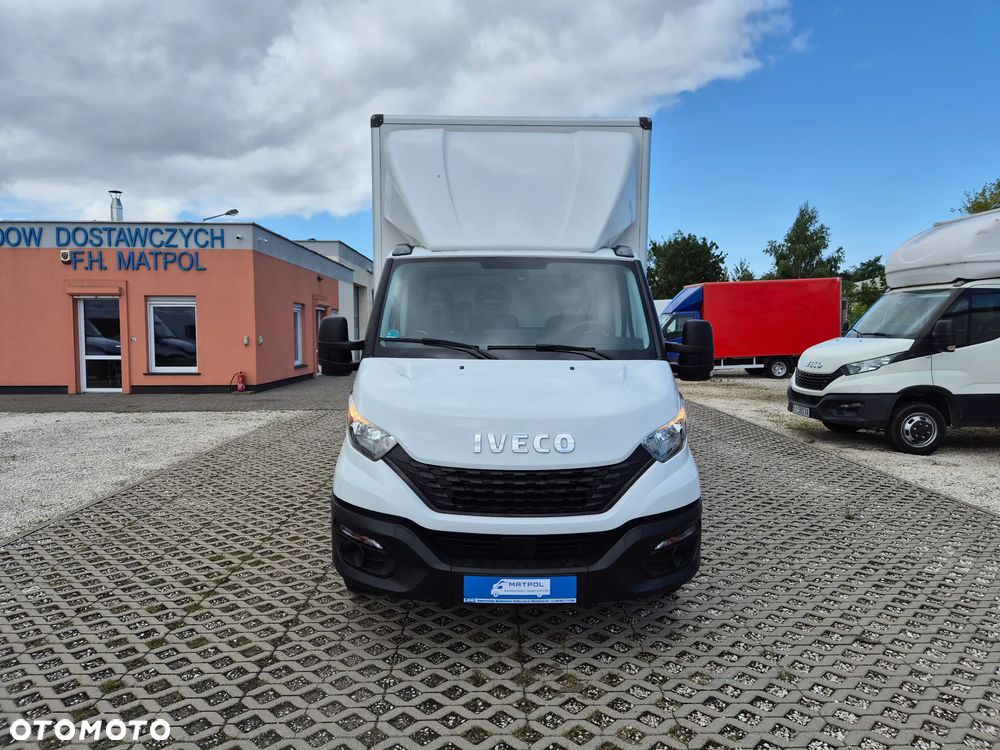 Iveco Daily 35S14 2.3 HPi, kontener 8PAL, winda 750KG, klimatyzacja - 2