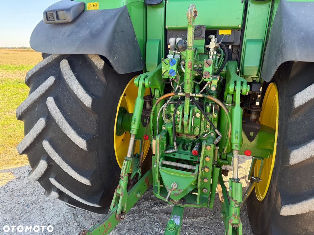 John Deere 7430 - 18