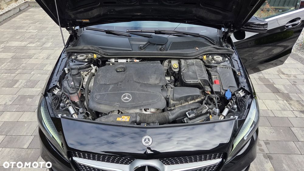 Mercedes-Benz Klasa A 160 7G-DCT AMG Line - 32