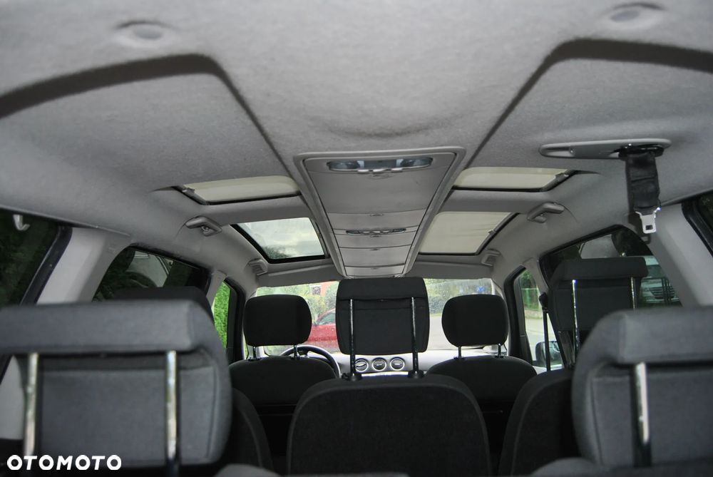 Ford Galaxy 2.0 TDCi DPF Ambiente - 26