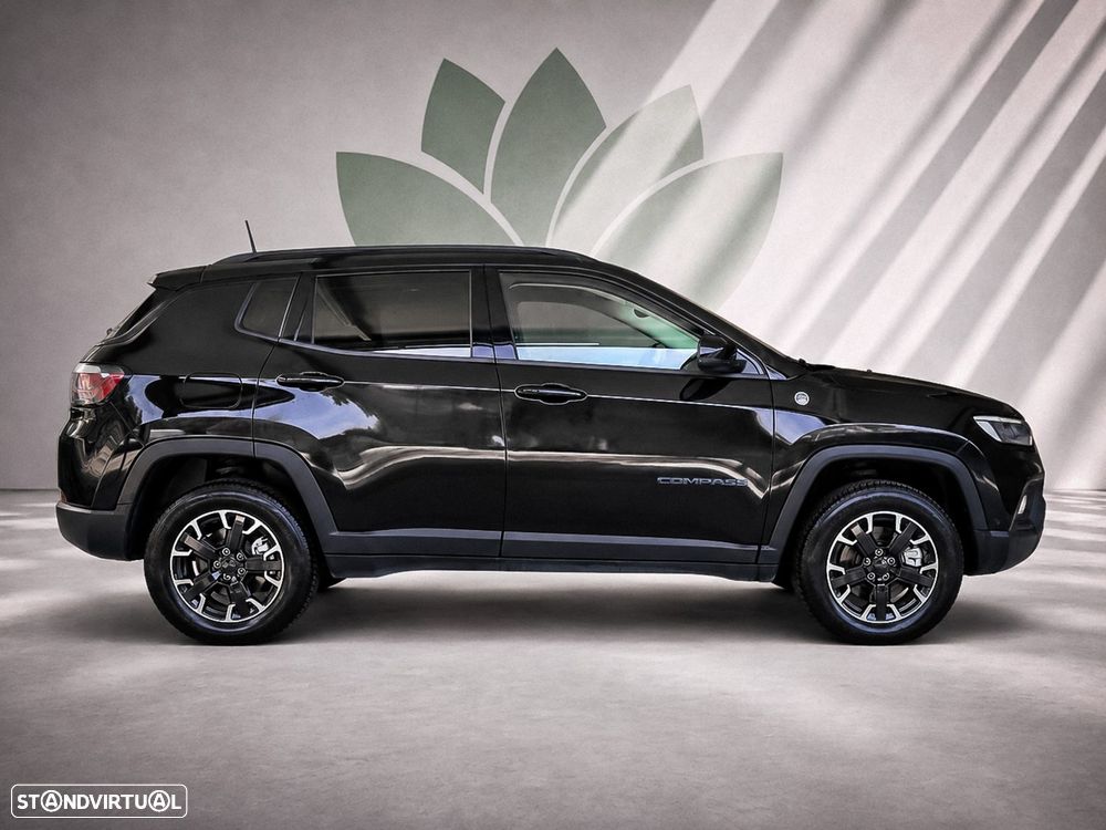 Jeep Compass 1.3 TG Trailhawk - 4