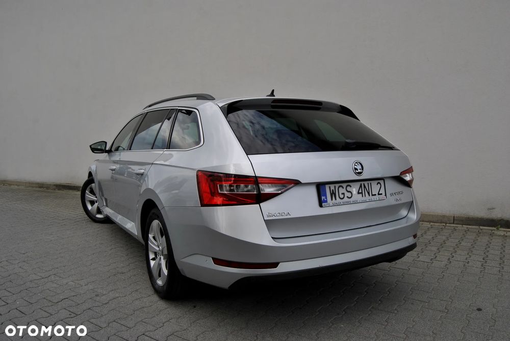 Skoda Superb 2.0 TDI 4x4 DSG Style - 11