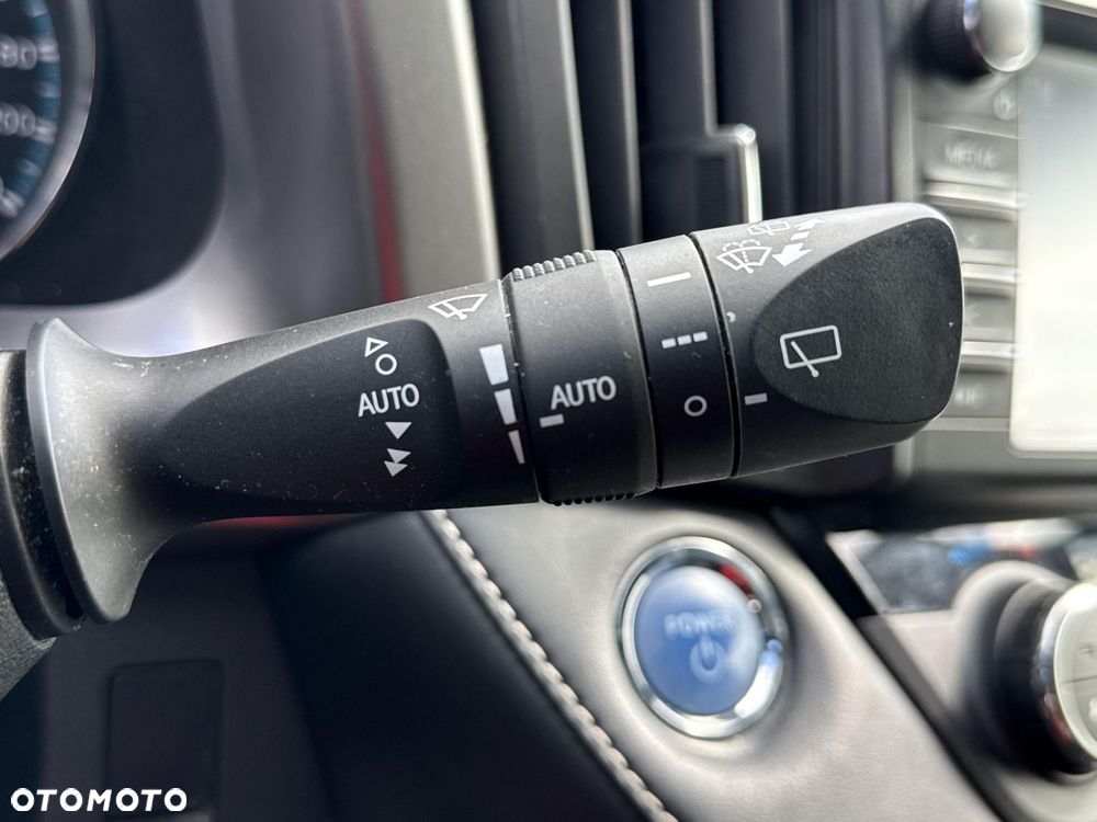 Toyota RAV4 Hybrid Premium 4x4 - 17