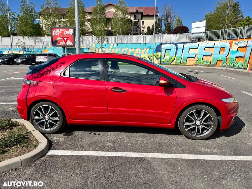 Honda Civic 1.8 S - 6