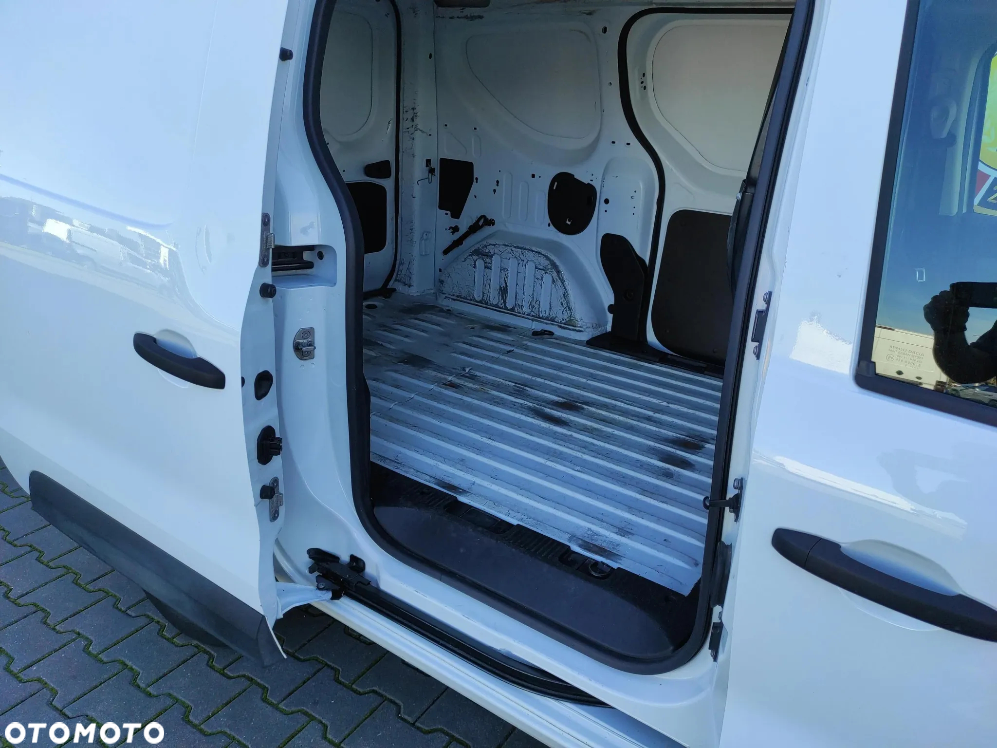 Renault Express - 18