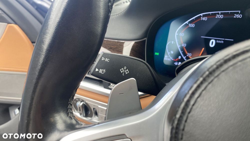 BMW Seria 7 740d xDrive mHEV sport - 26