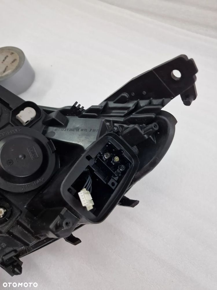 RENAULT MEGANE IV 16- PRAWA LAMPA PRZEDNIA PRZÓD NA H7 + LED , H7+LED , ŁADNA , NR 260108478R , NR AUKCJI LA773 - 16