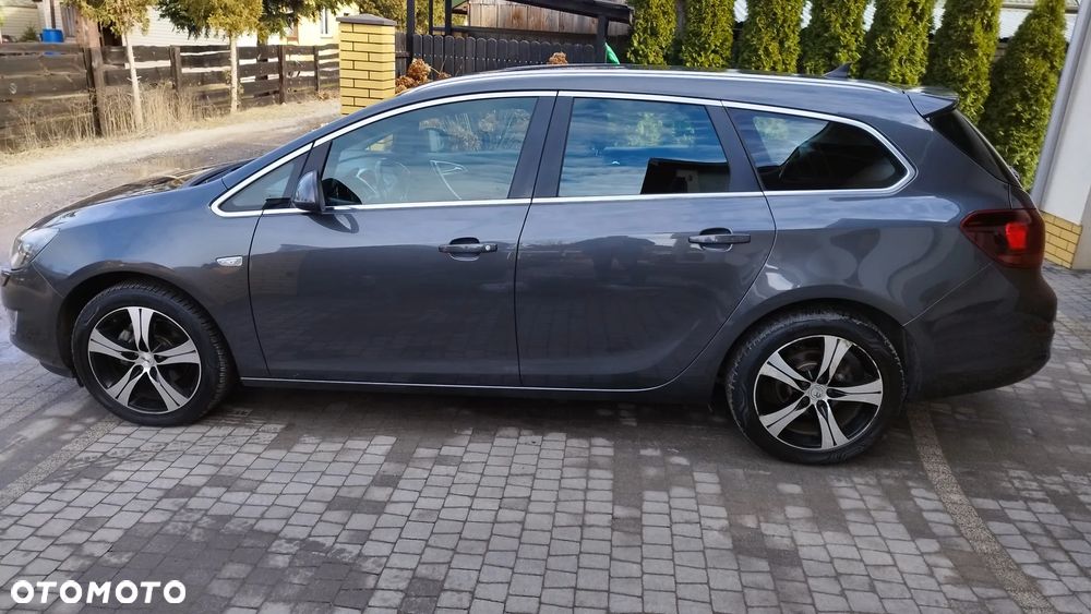 Opel Astra 1.4 Turbo Cosmo - 13