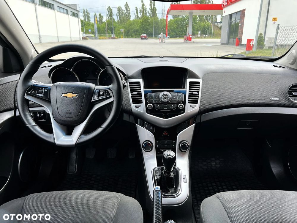 Chevrolet Cruze 1.4 T LT+ - 4