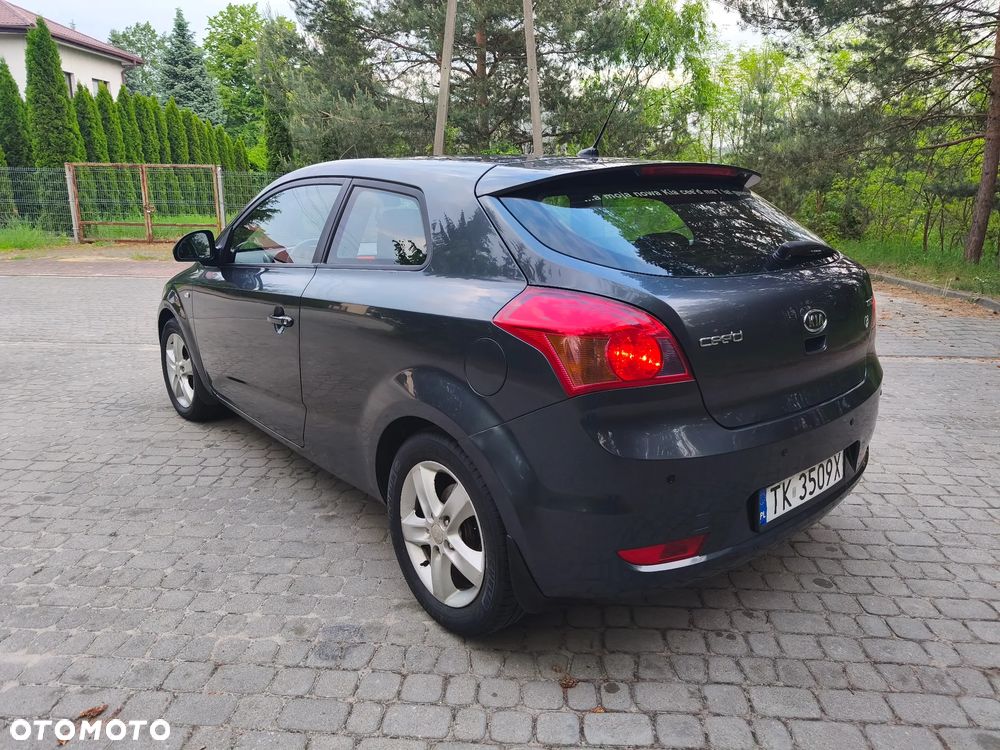 Kia Ceed 1.6 Crdi Comfort + - 7