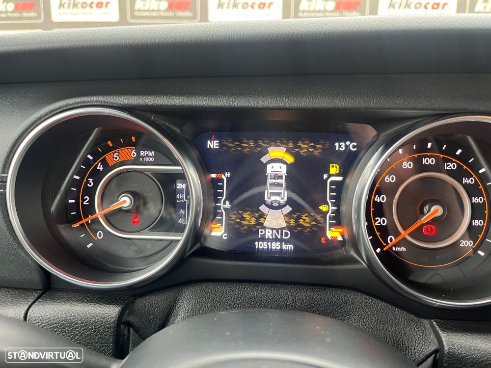 Jeep Wrangler Unlimited 2.2 CRDi AWD Auto Sky One-Touch Sahara - 27