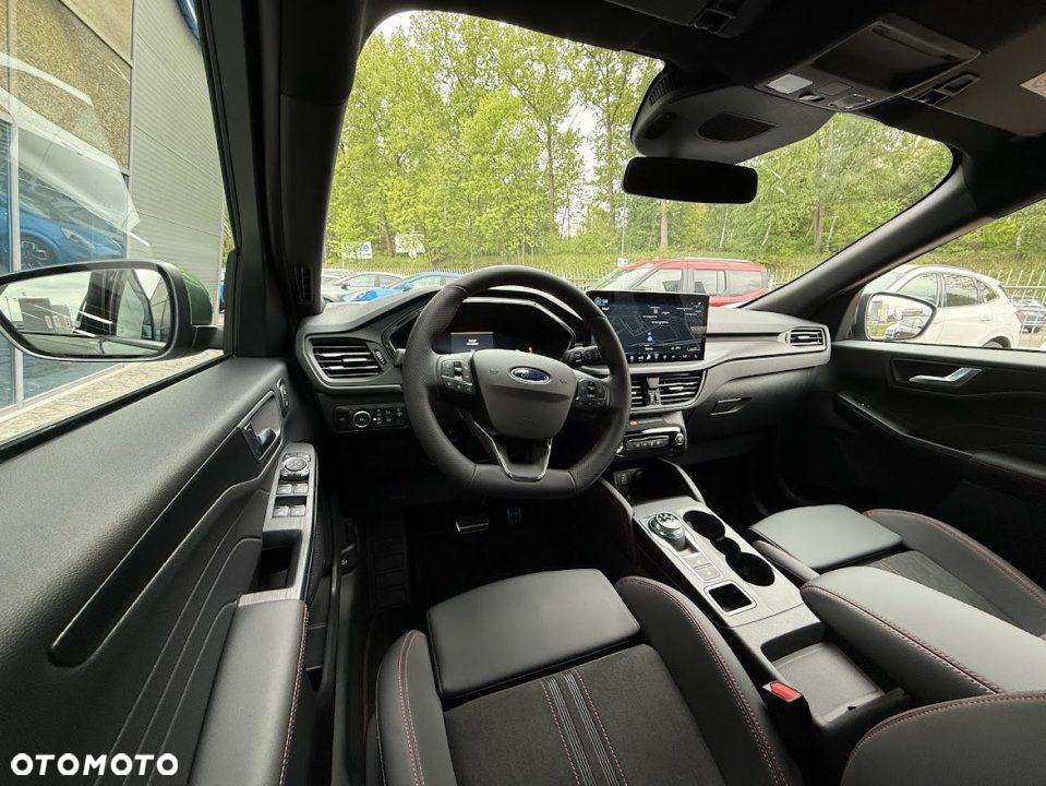 Ford Kuga - 13