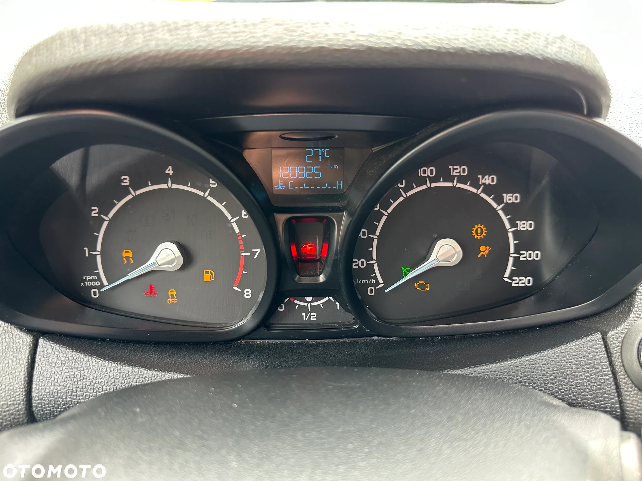 Ford EcoSport 1.0 EcoBoost TITANIUM - 31