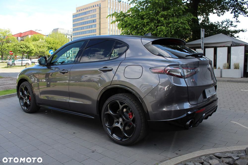Alfa Romeo Stelvio 2.0 Turbo Veloce Q4 - 5