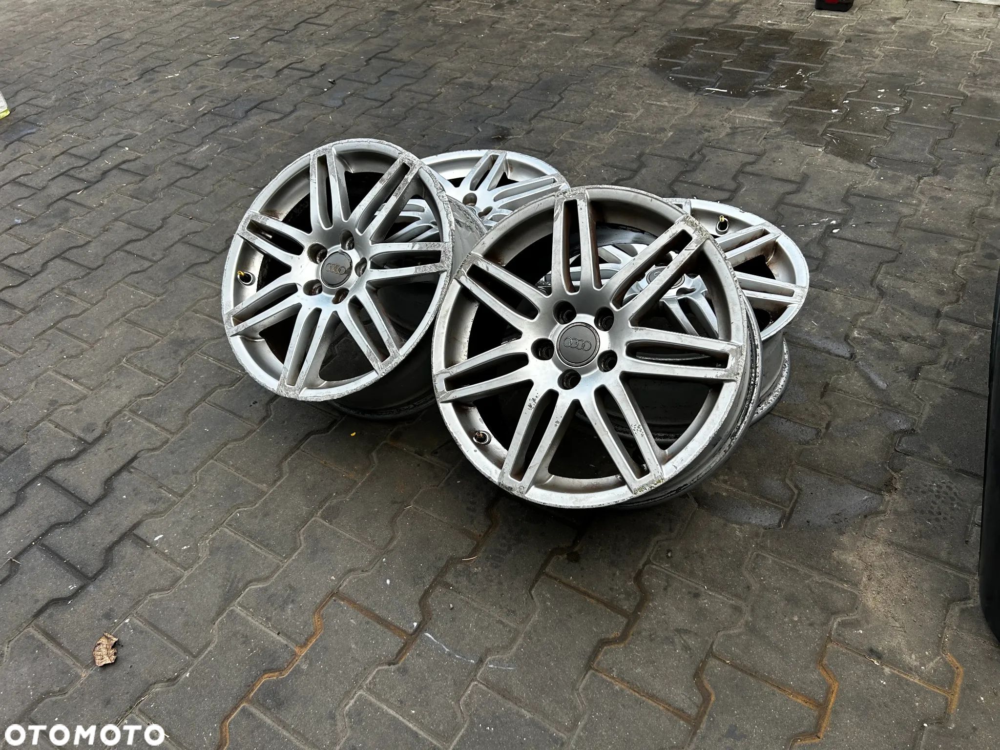ORGINALE FELGI ALUFELGI KOŁA 7.5J x 18 H2 ET54 AUDI A3 S3 RS3 S-LINE 8P0601025BA WYSYŁKA !!!! - 1
