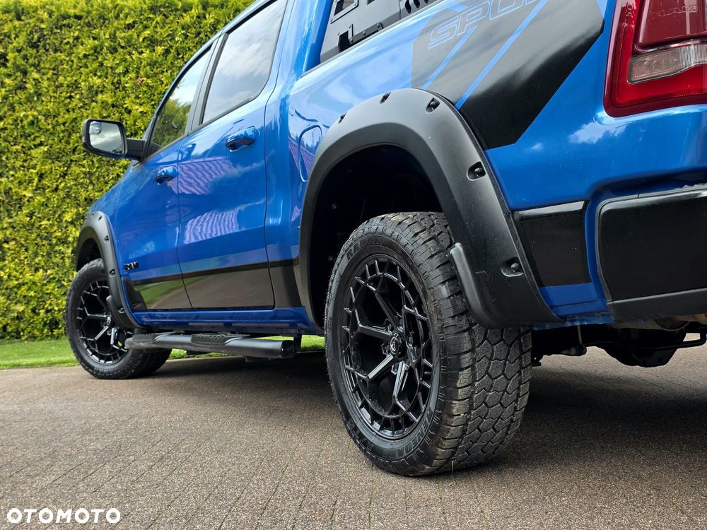 Dodge RAM 5.7 4x4 - 7