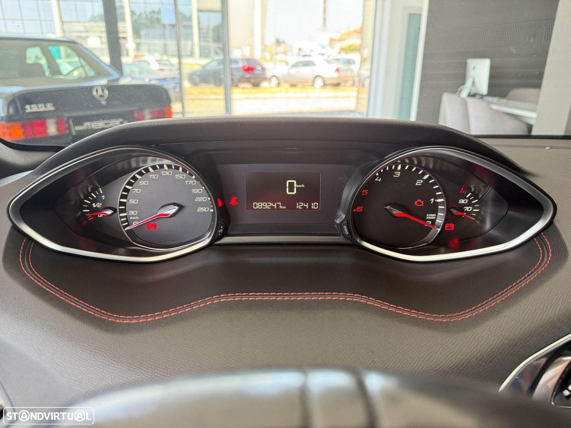 Peugeot 308 SW 1.6 BlueHDi GT Line - 12
