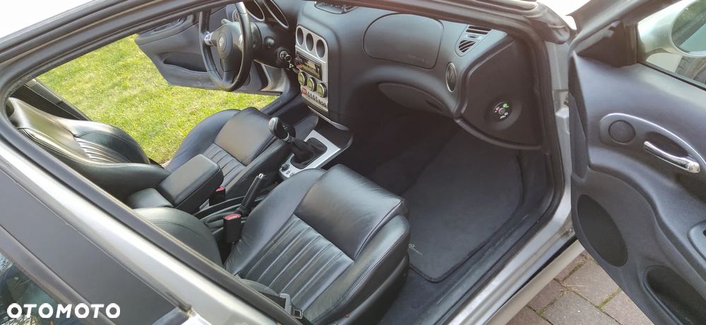 Alfa Romeo 156 2.0 JTS Distinctive - 10