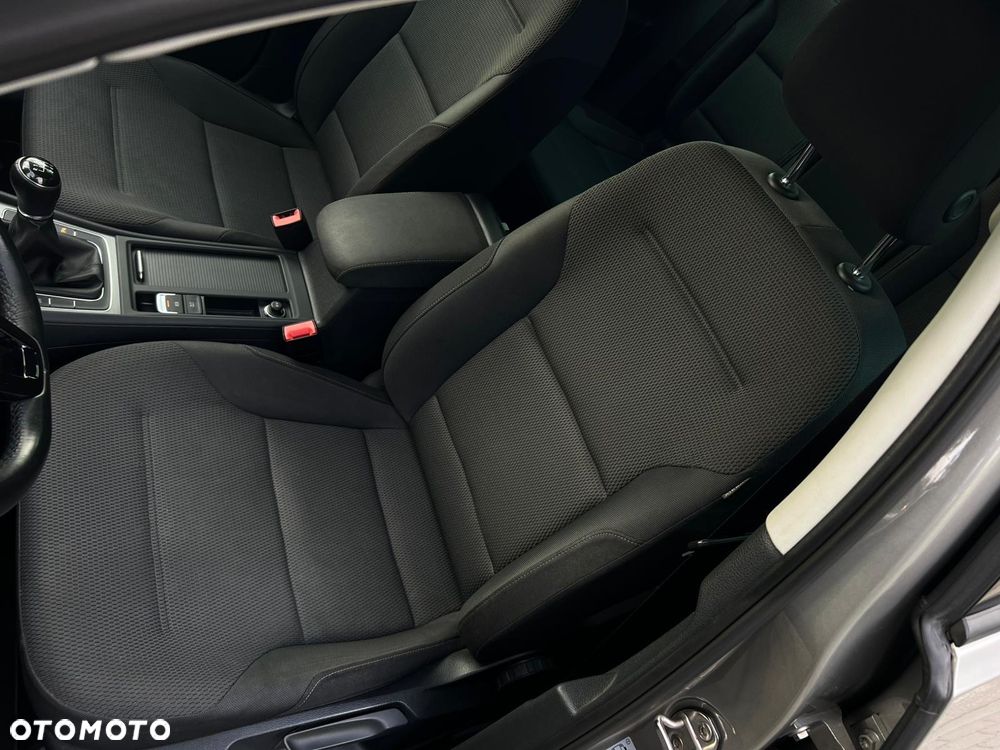 Volkswagen Golf VII 1.2 TSI BMT Comfortline Perfectline - 25
