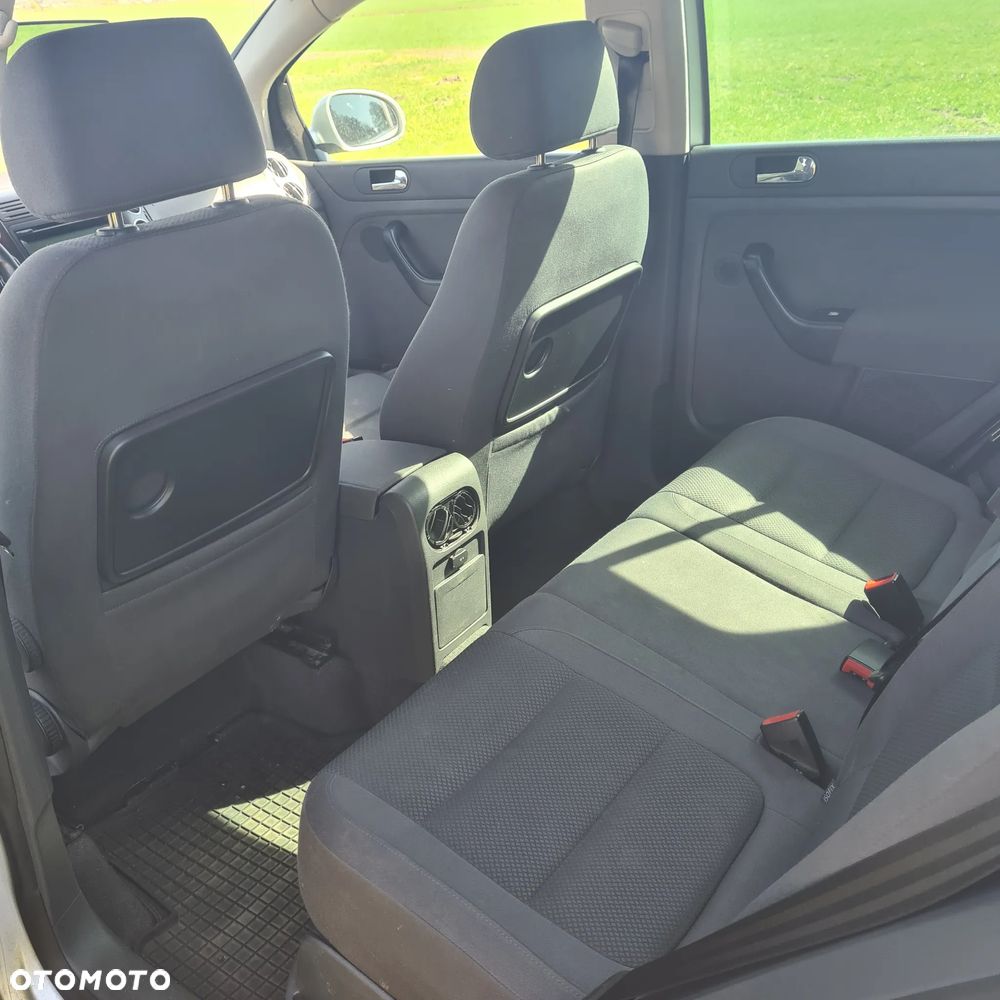 Volkswagen Golf 1.9 TDI Comfortline - 9