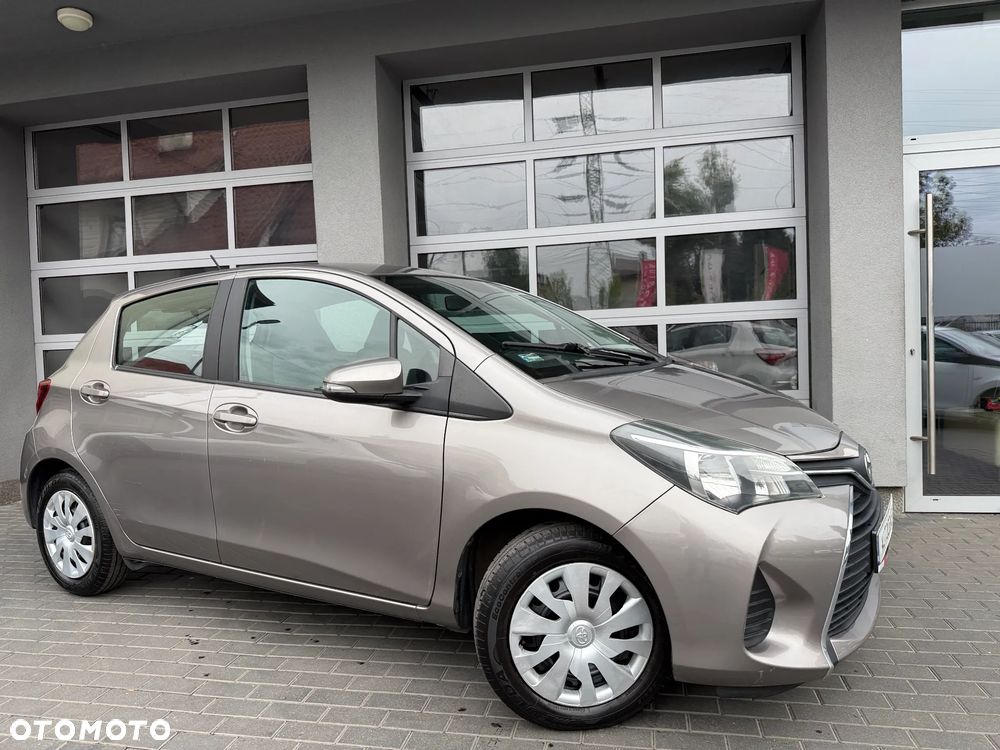 Toyota Yaris 1.0 Active EU6 - 15