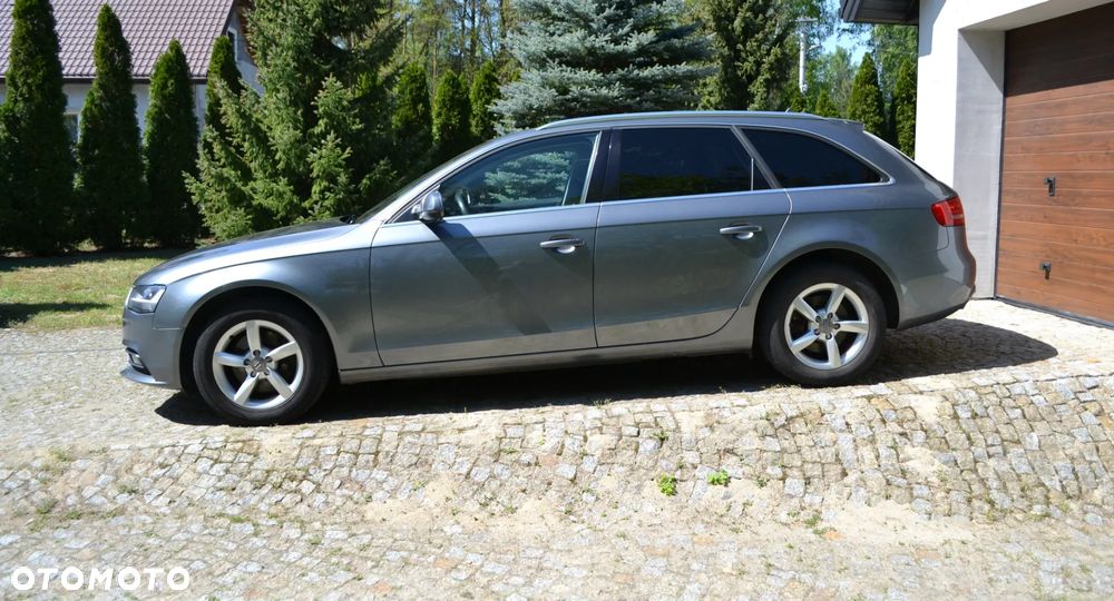 Audi A4 Avant - 8