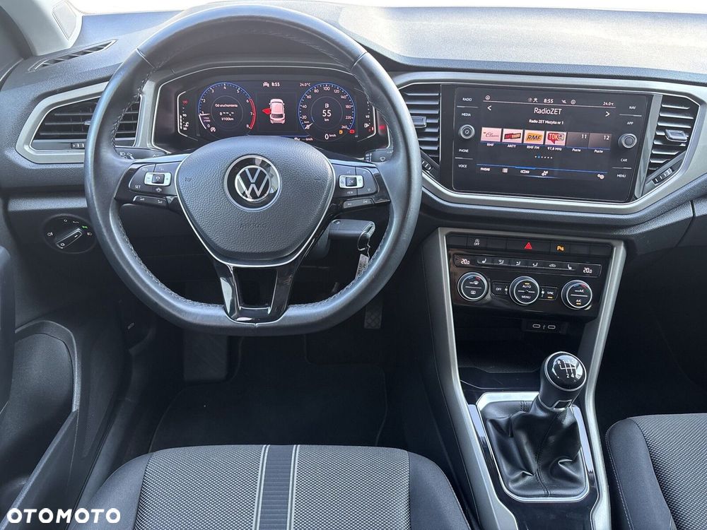 Volkswagen T-Roc - 11