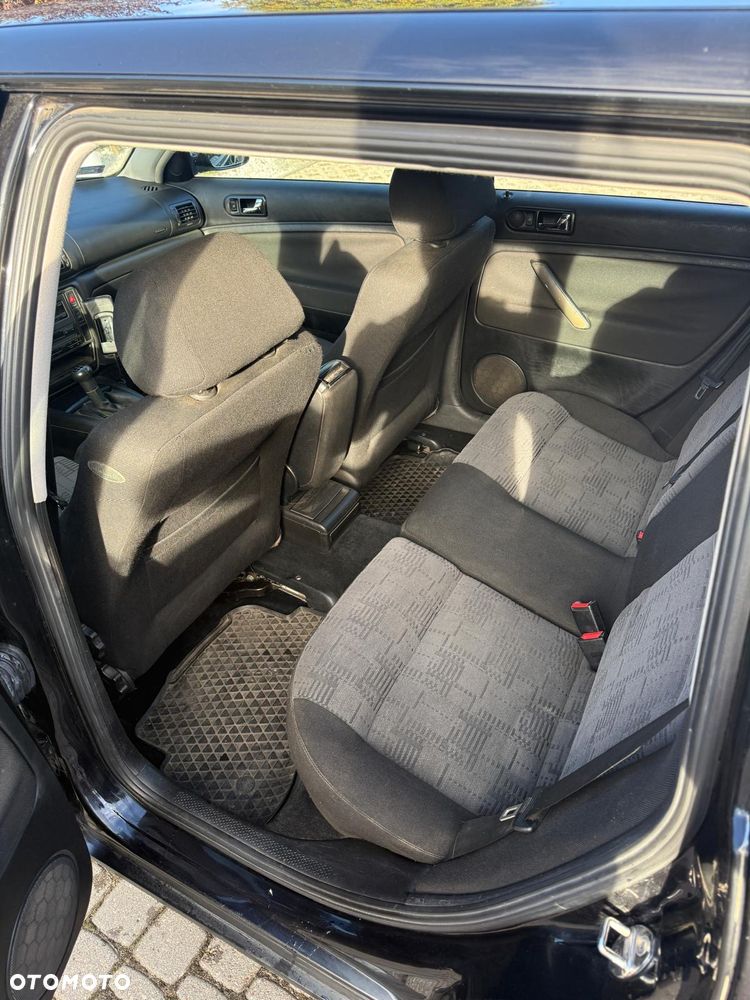 Volkswagen Passat - 7