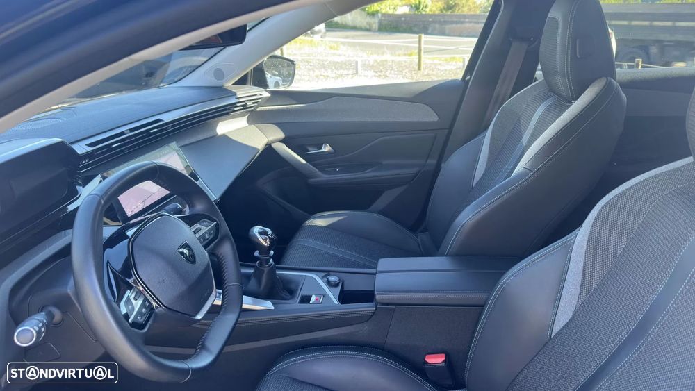 Peugeot 308 1.2 PureTech Allure Pack - 25