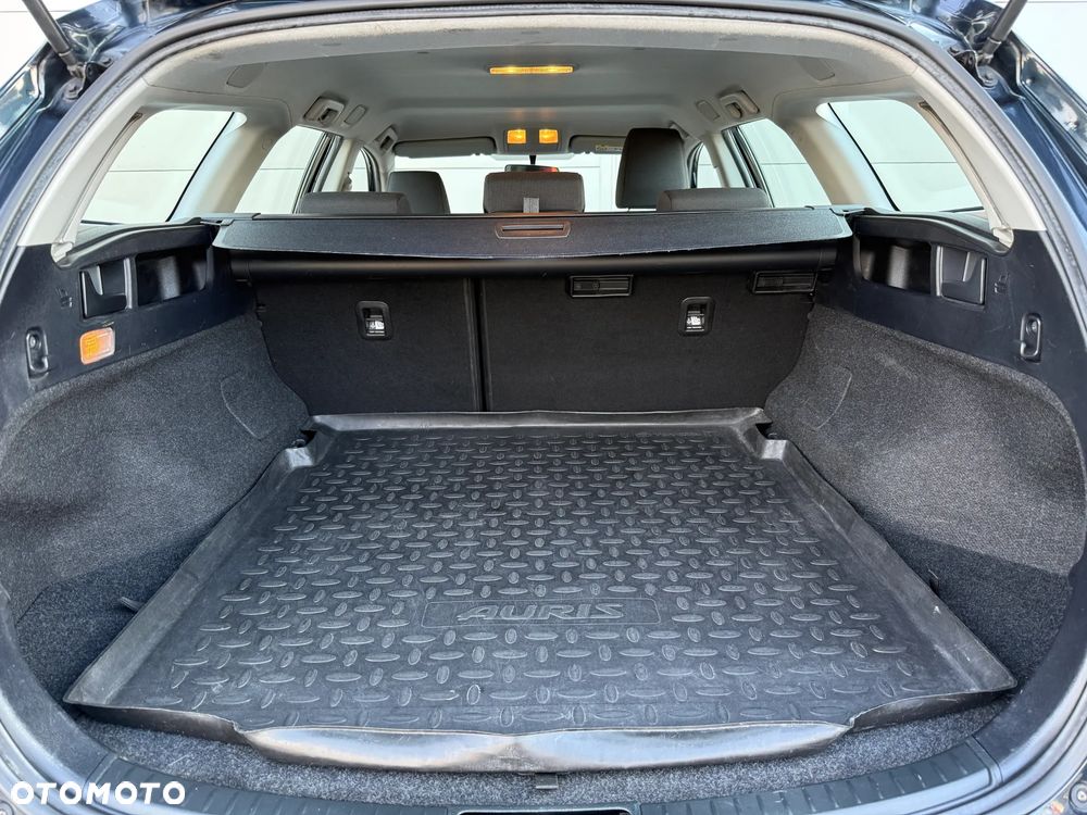 Toyota Auris 1.6 Life+ - 26