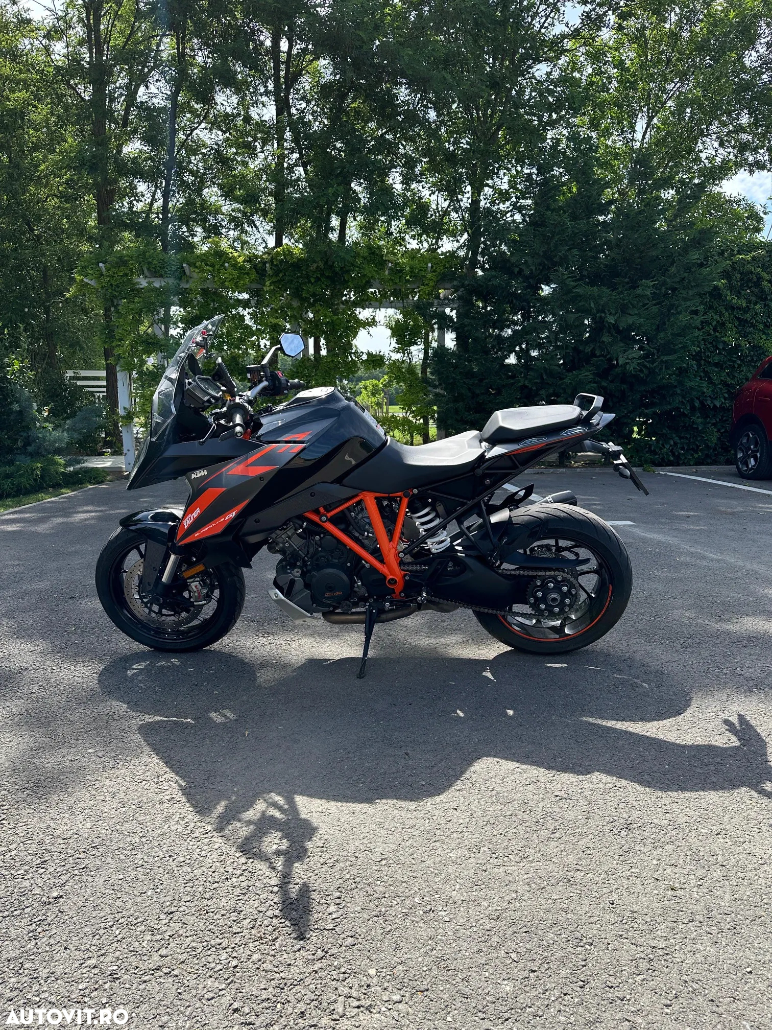KTM 1290 Super Duke GT - 10