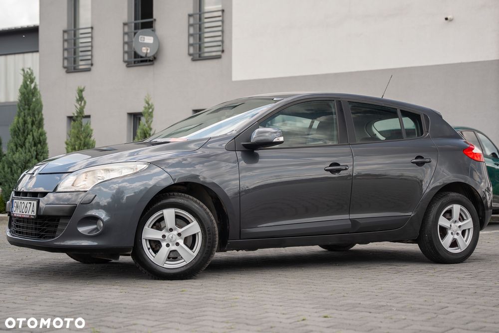 Renault Megane 1.6 16V Authentique - 9