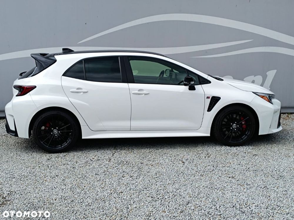 Toyota GR Corolla - 13