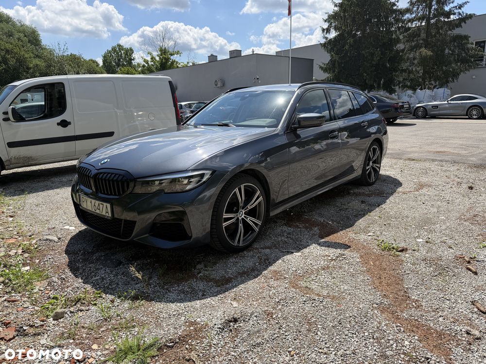 BMW Seria 3 318d mHEV - 2