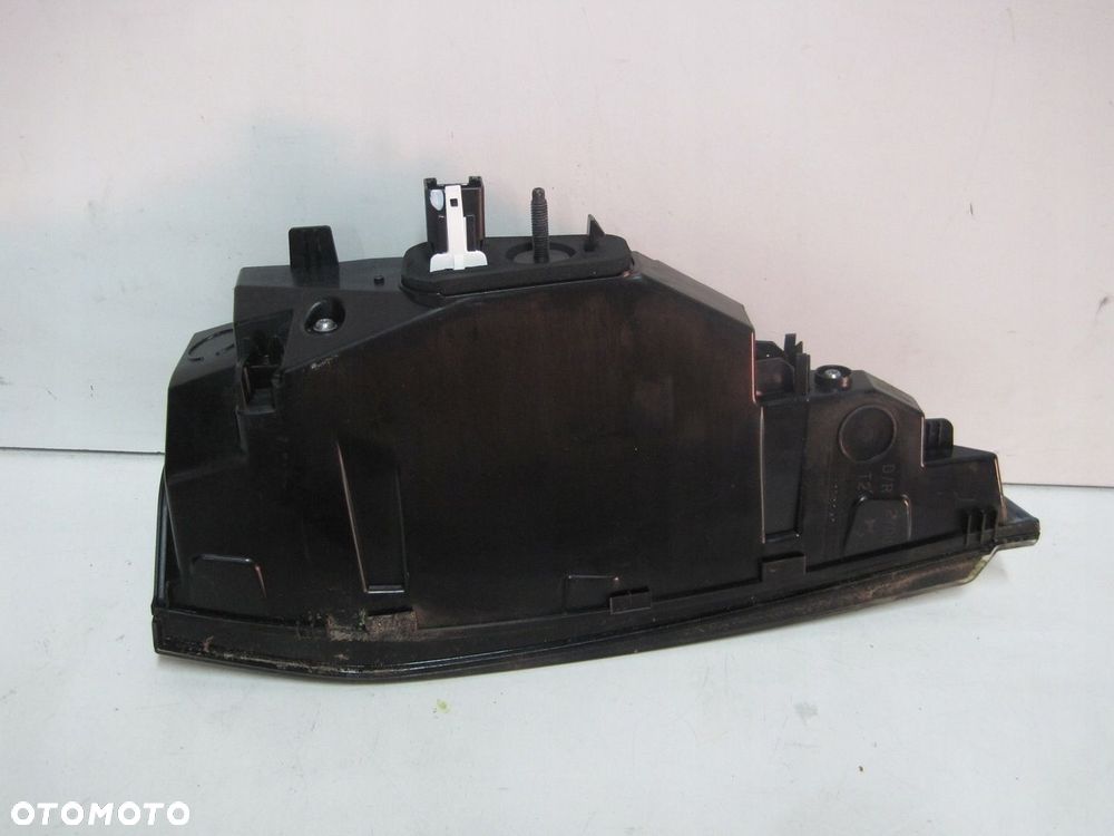 Lampa Lampy CITROEN DS4 21r LED PRAWA LEWA DO KLAPY 9844894880 9844895180 - 9