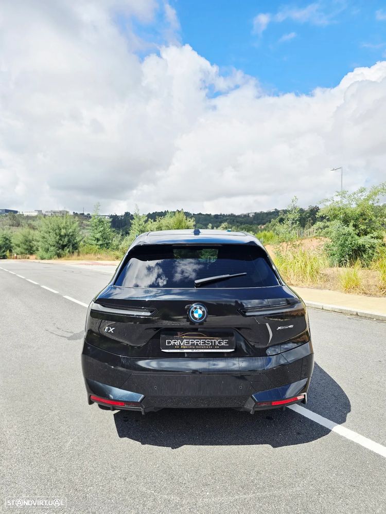 BMW iX xDrive 40 Pack Desportivo - 4