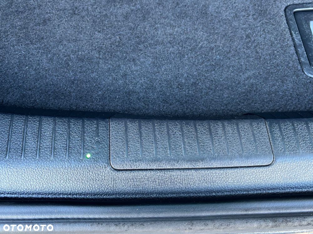 Volkswagen Golf 1.4 TSI BlueMotion Technology DSG Lounge - 8