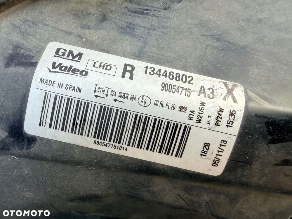 Lampa przednia OPEL CORSA D LIFT CIEMNE KOMPLET EUROPA VALEO ŁADNE Z 1 AUTA - 8