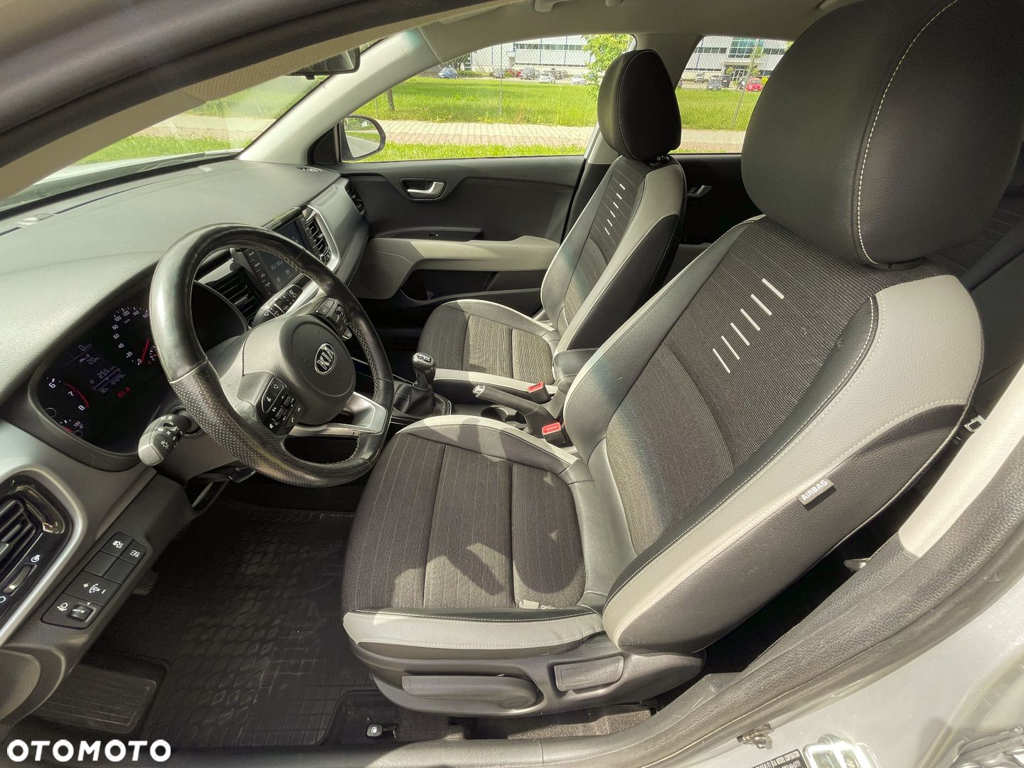 Kia Stonic 1.4 L - 9