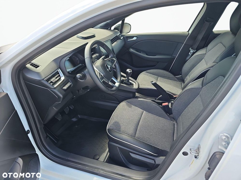 Renault Clio - 13