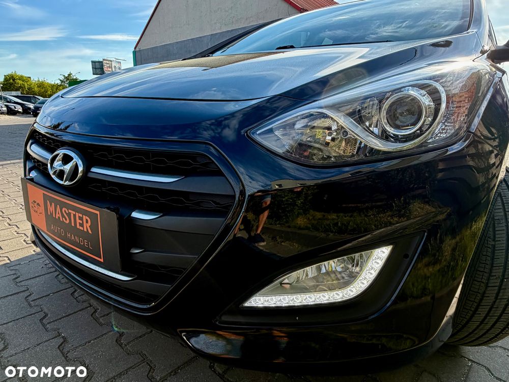 Hyundai i30 1.6 GDI Premium - 19