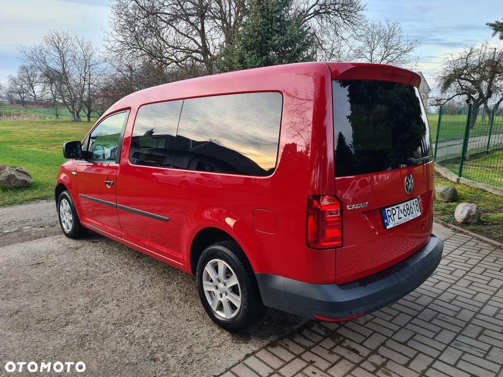 Volkswagen Caddy - 10
