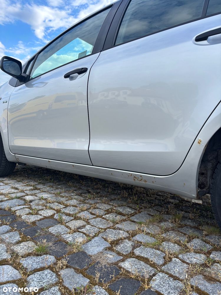 Toyota Yaris 1.4 D-4D Luna - 27