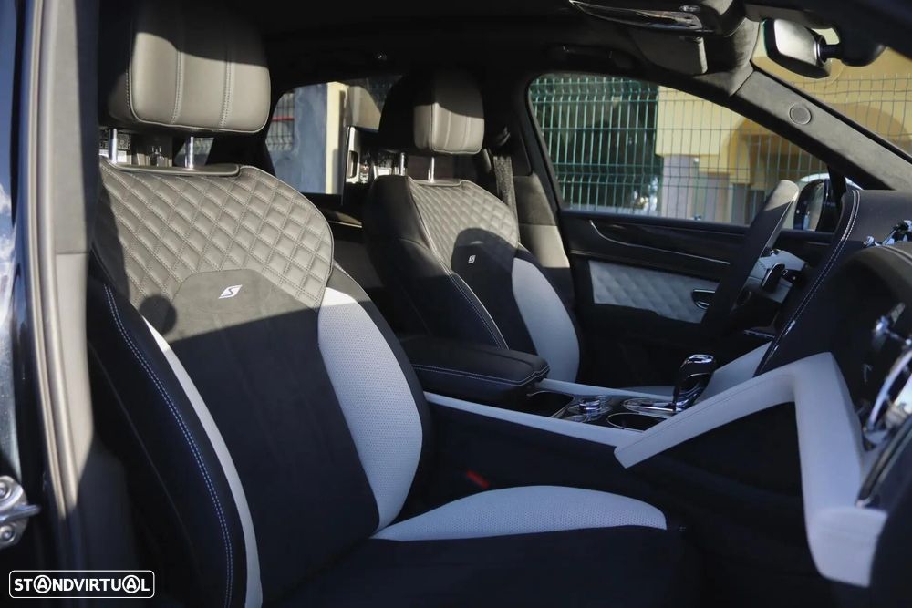 Bentley Bentayga V8 S Black Edition - 45