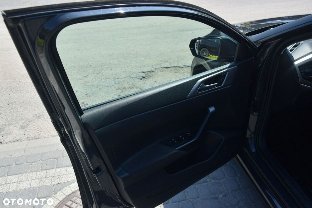 Volkswagen Polo 1.0 Comfortline - 18