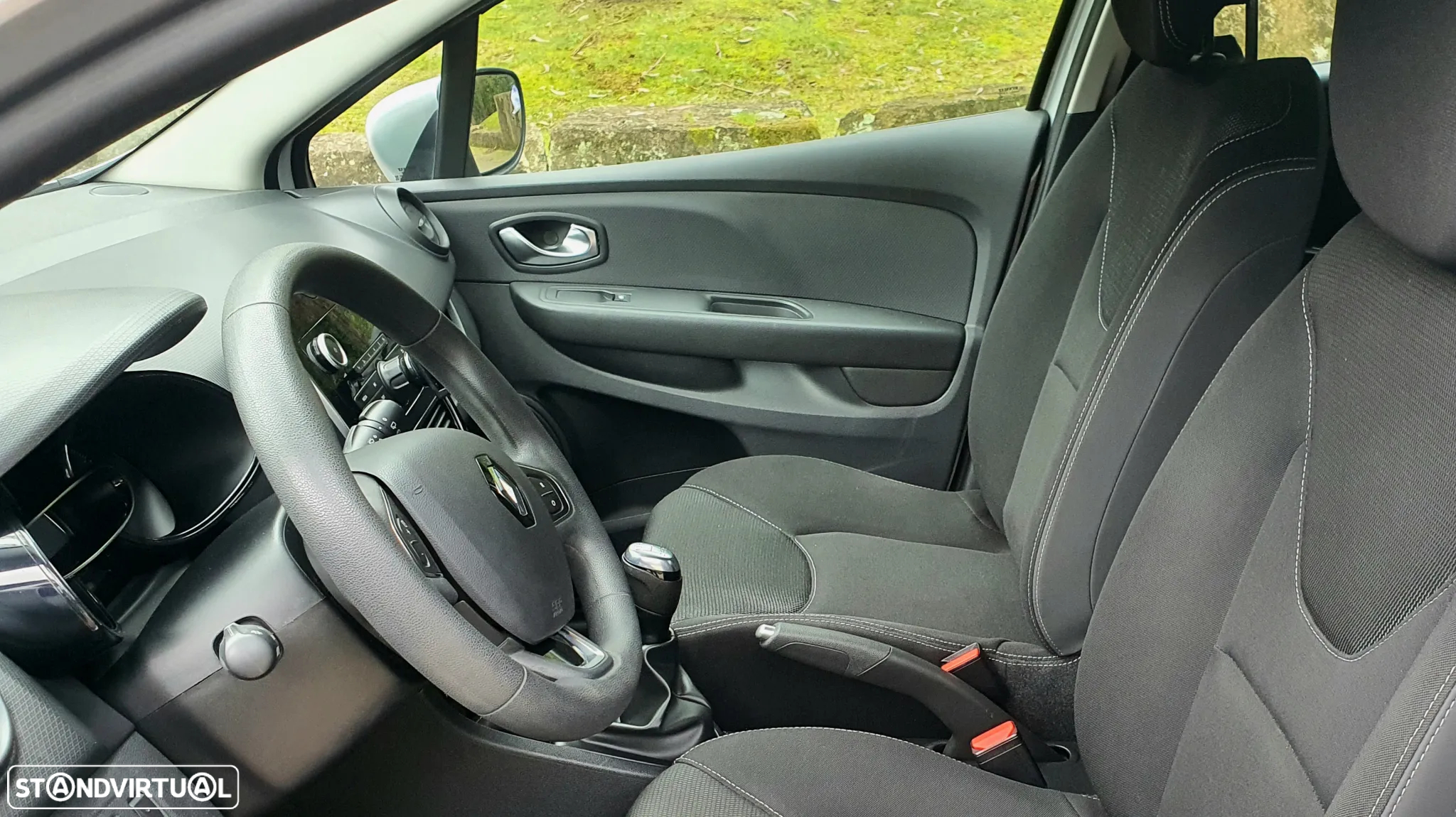 Renault Clio 1.5 dCi Zen - 10