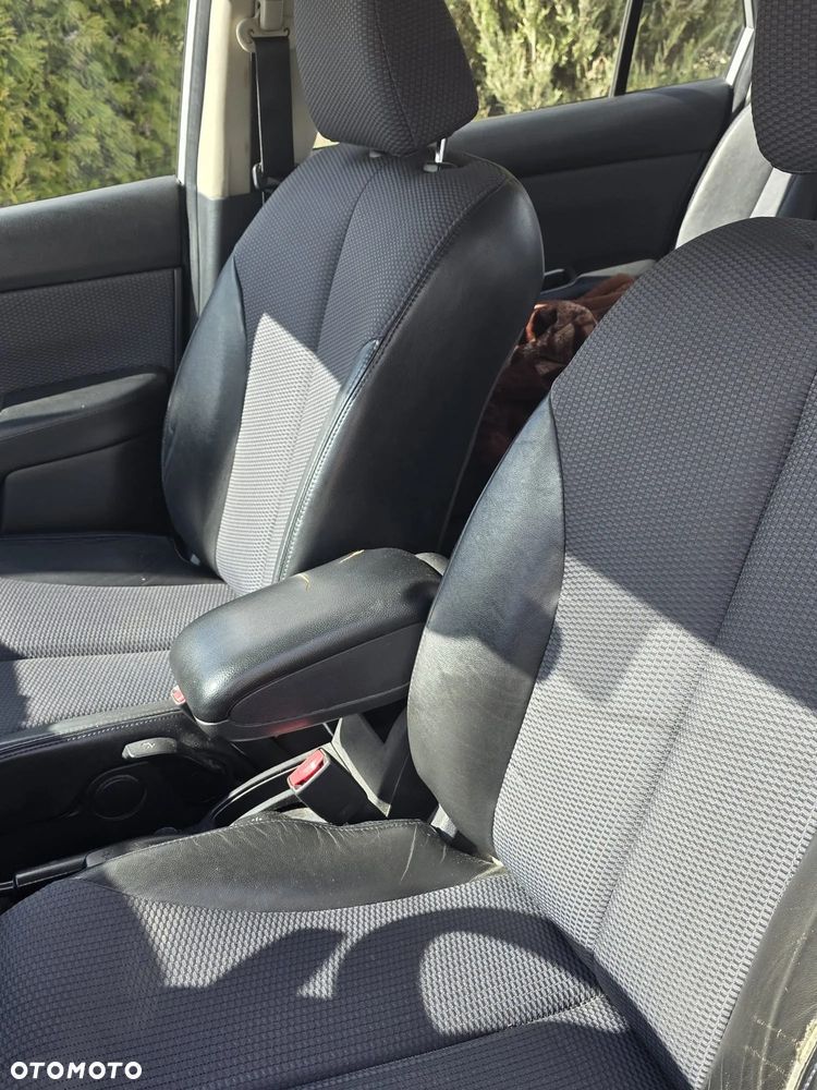 Nissan Tiida 1.6 Tekna - 7