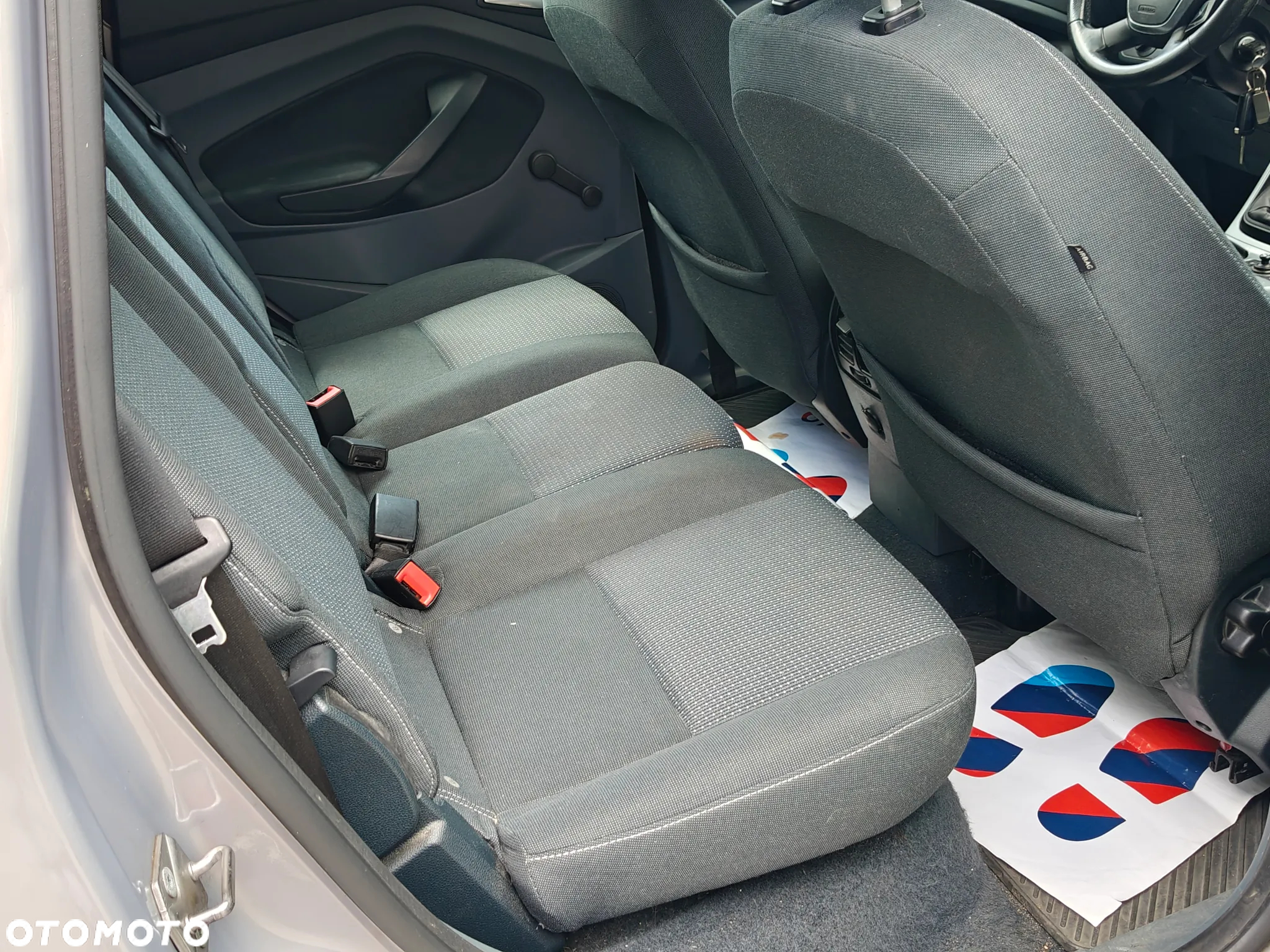 Ford S-Max 2.0 Ambiente - 17