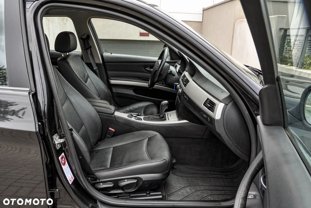 BMW Seria 3 320d - 11