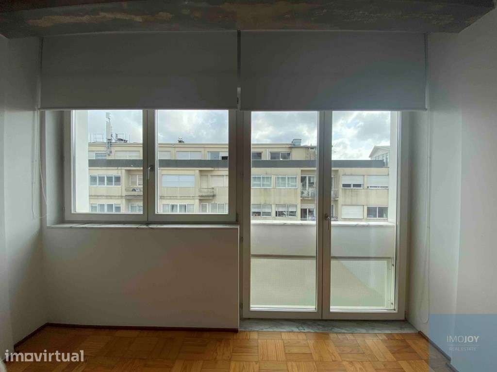 Apartamento T1 para venda no centro histórico do Porto - Grande imagem: 4/32